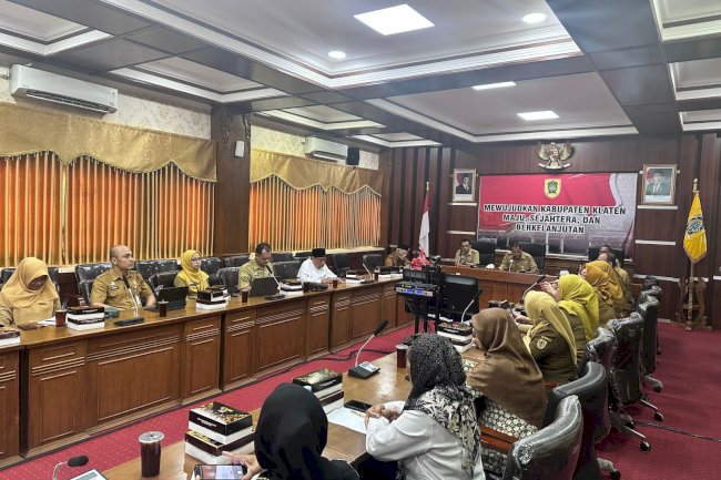 Rapat Forum Komunikasi Publik Sekretariat Daerah Klaten