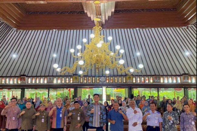 Rapat Evaluasi Pelaksanaan Pengadaan Barang/Jasa di Kabupaten Klaten Tahun Anggaran 2025