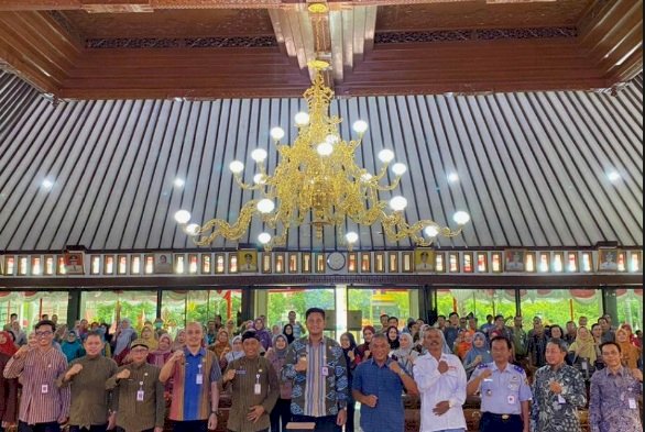 Rapat Evaluasi Pelaksanaan Pengadaan Barang/Jasa di Kabupaten Klaten Tahun Anggaran 2025